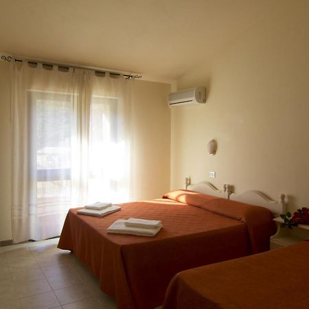 Agriturismo Sa Rocca 이글레시아스 객실 사진