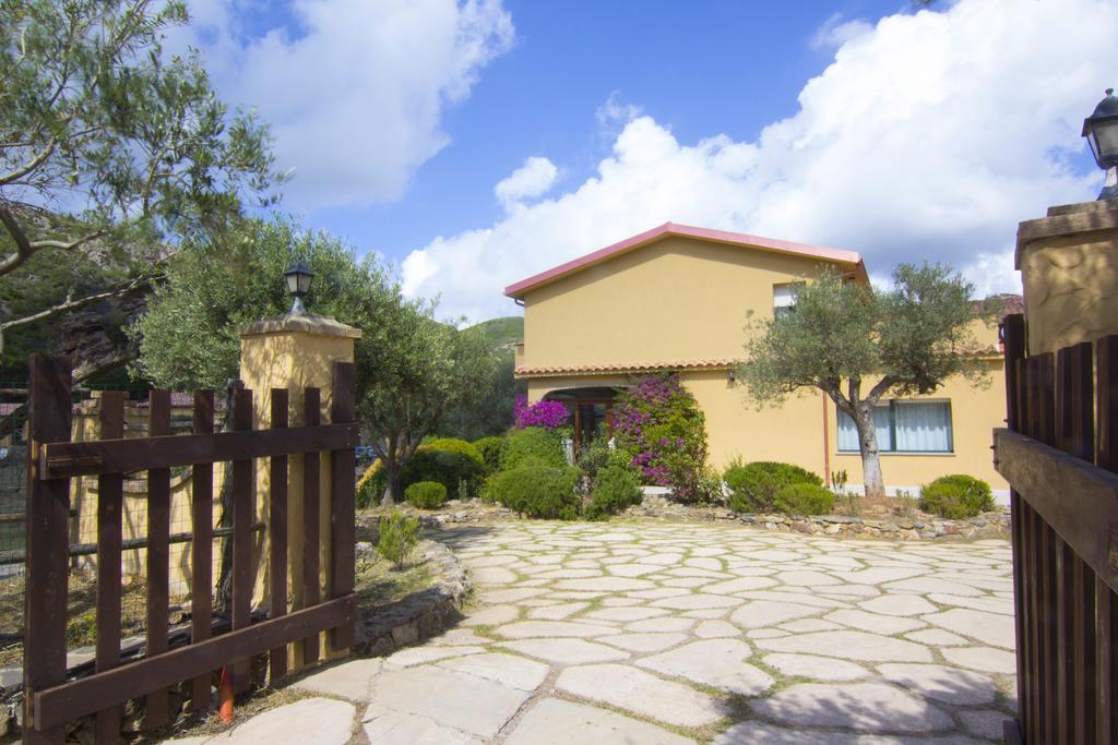 Agriturismo Sa Rocca 이글레시아스 외부 사진